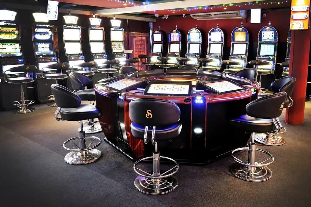 Senator Club Casino Grand Bay photo 5