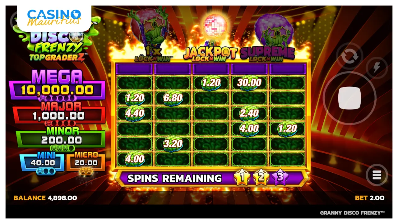 Granny Disco Frenzy Screenshot m3